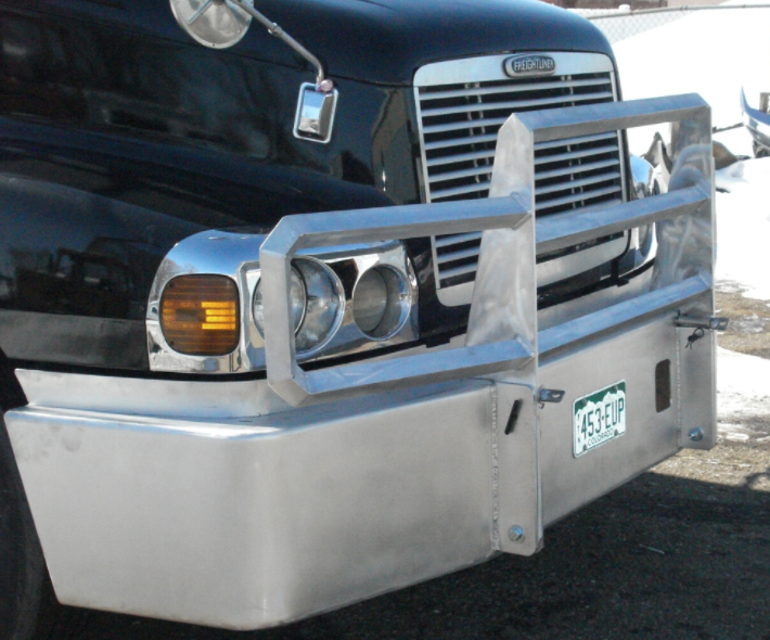 Freightliner custom bumper
